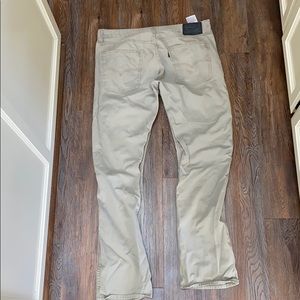 Levi 513 36 x 34 jeans